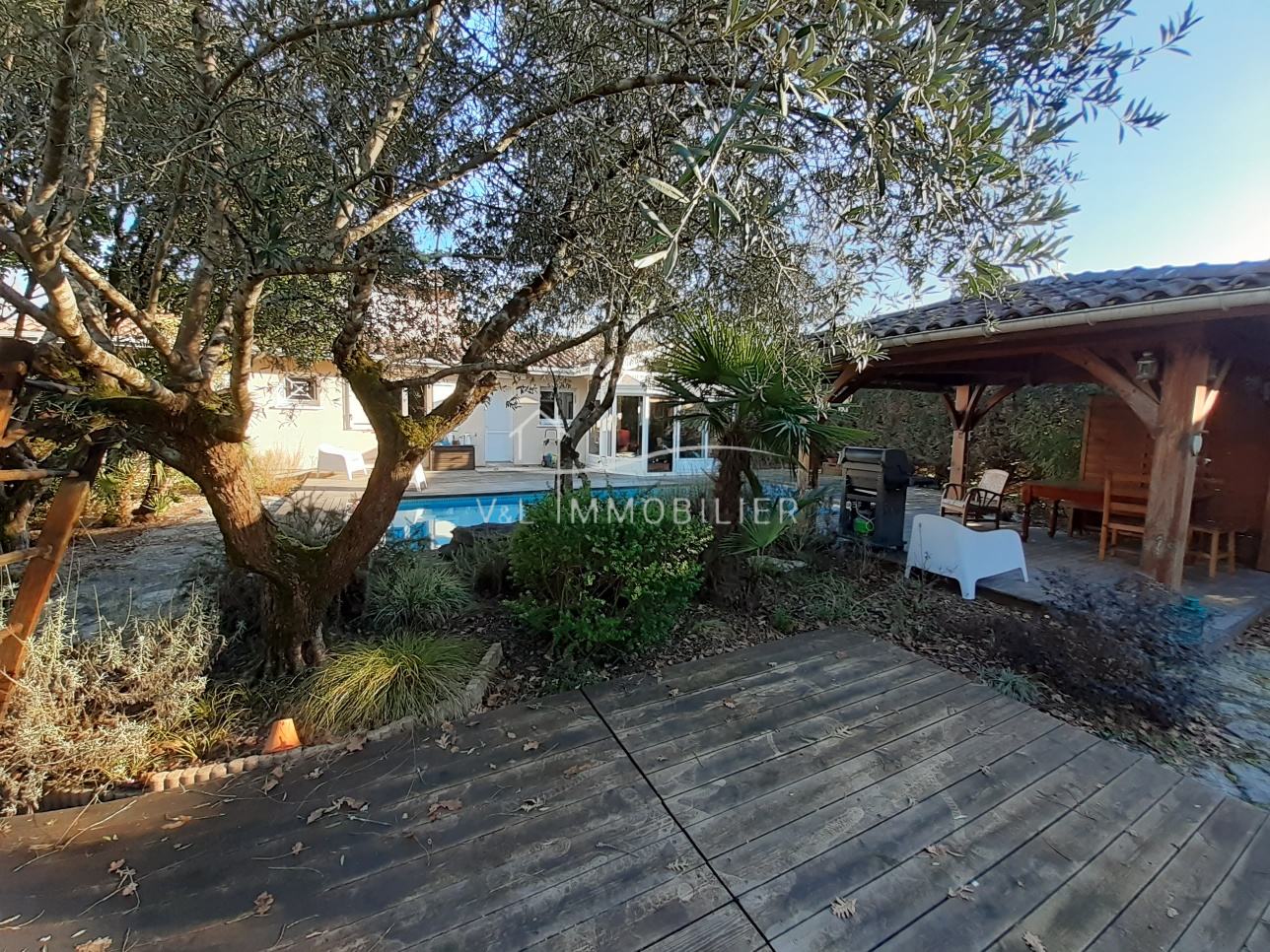vente Maison Cestas 5 chambres avec piscine proche école et foret | V&L Immobilier